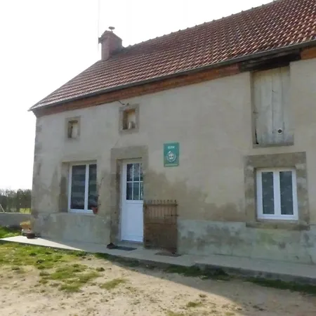 Holiday home Independant A Avec Jardin - Fr-1-489-562 Saint-Genest